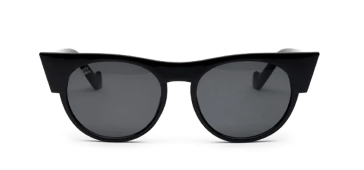 Apple Black