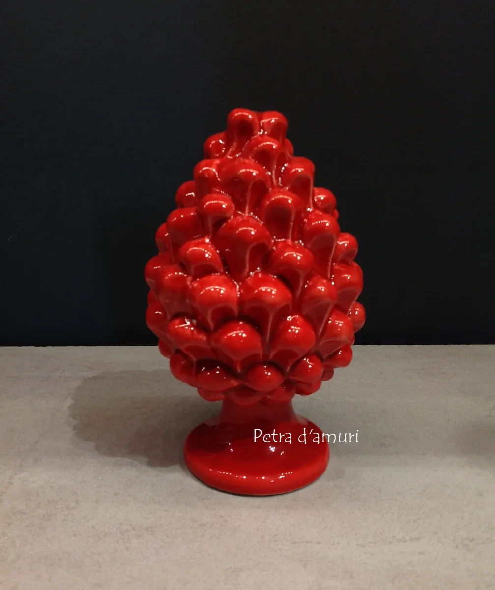 Pigna Classica Rosso Corallo in Ceramica siciliana H 14 cm Hand Made in Sicily
